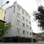 Kruja 3* 地拉那