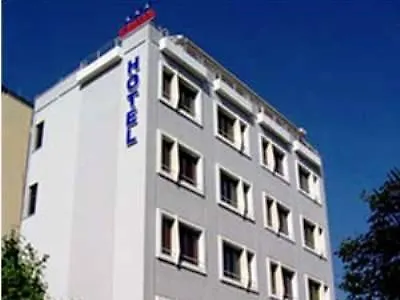 Kruja 3* Tirana