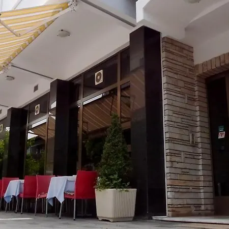 酒店 Kruja 地拉那