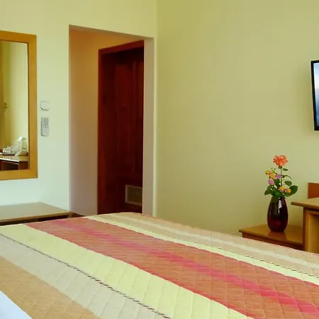 酒店 Kruja 地拉那