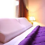 Hotel Kruja 3*