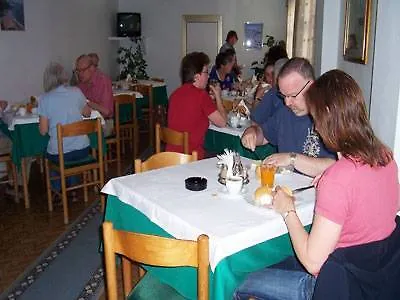 Kruja Szálloda Tirana