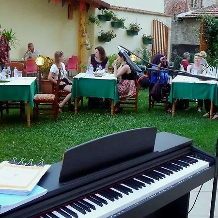 Kruja Szálloda Tirana